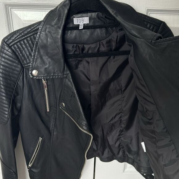 Quilted Leather Jacket - Picture 7 of 8
